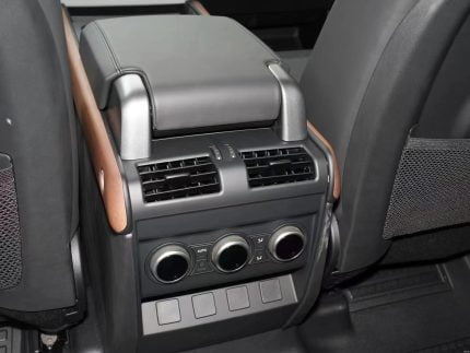 Center Console - Rage Rover Defender - Rear airvents