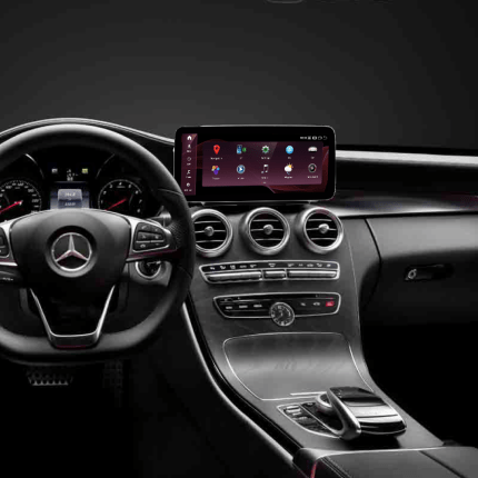 X253 W205 Screen Interior